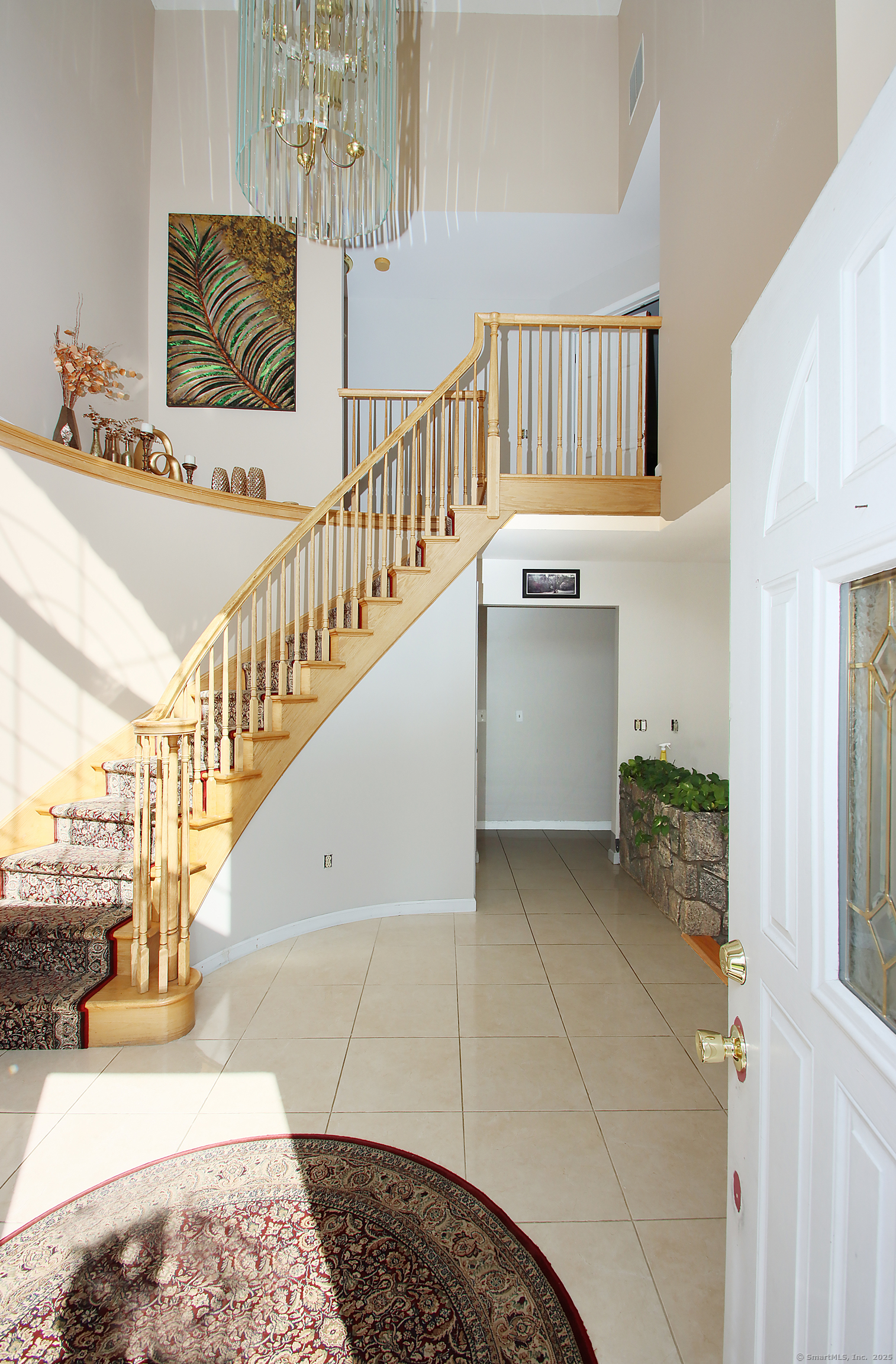 Danbury, Connecticut, 06811, United States, 4 Bedrooms Bedrooms, ,3 BathroomsBathrooms,Residential,For Sale,1947062