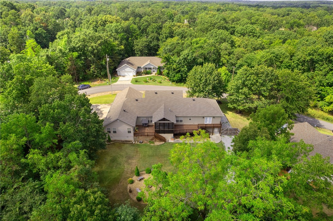 Bella Vista, Arkansas, 72715, United States, 3 Bedrooms Bedrooms, ,4 BathroomsBathrooms,Residential,For Sale,1942252