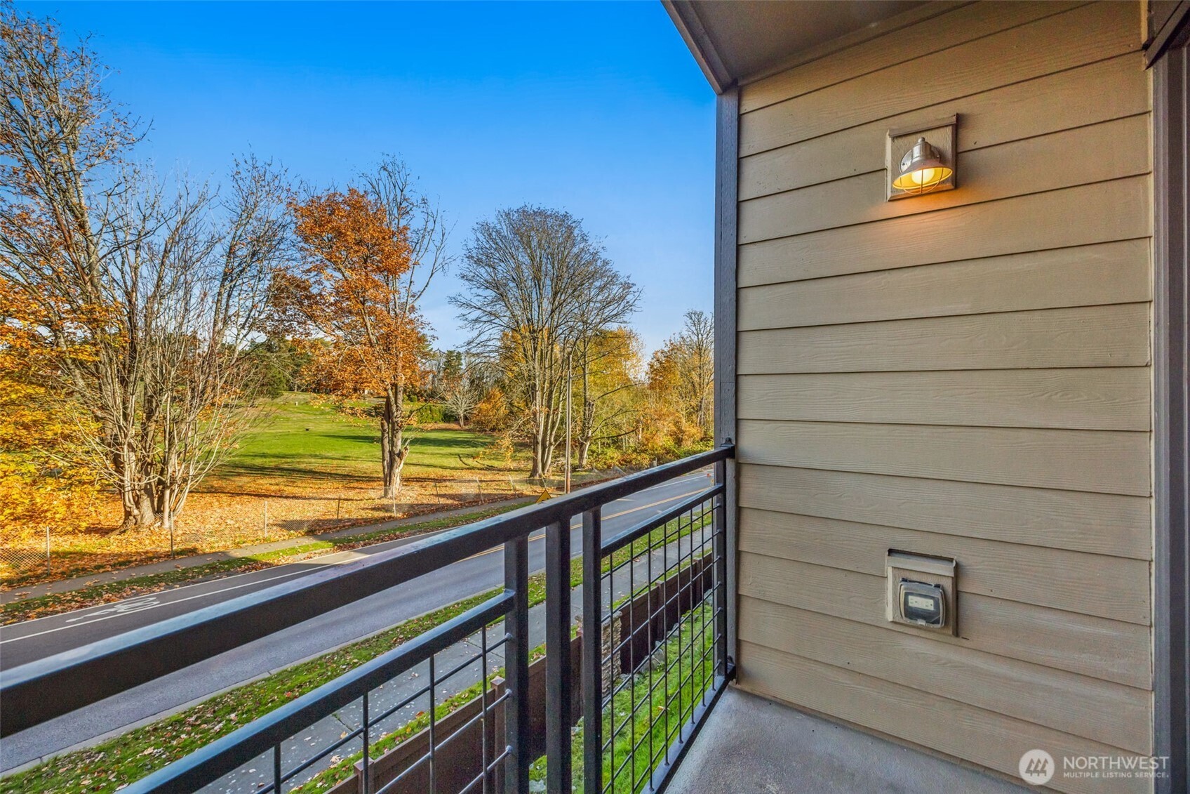 Seattle, Washington, 98106, United States, 2 Bedrooms Bedrooms, ,2 BathroomsBathrooms,Residential,For Sale,1991706