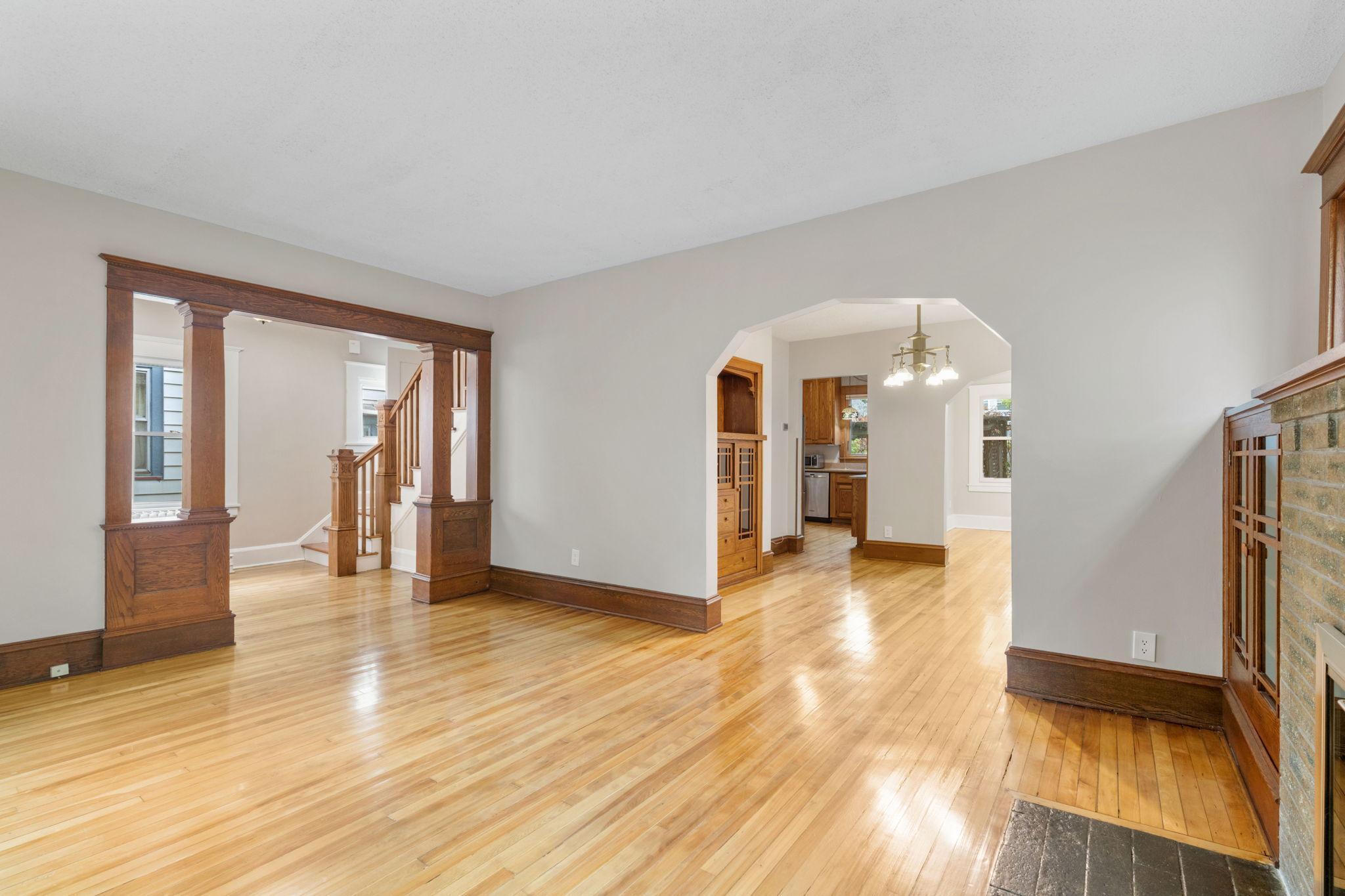 Minneapolis, Minnesota, 55404, United States, 6 Bedrooms Bedrooms, ,1 BathroomBathrooms,Residential,For Sale,1964958