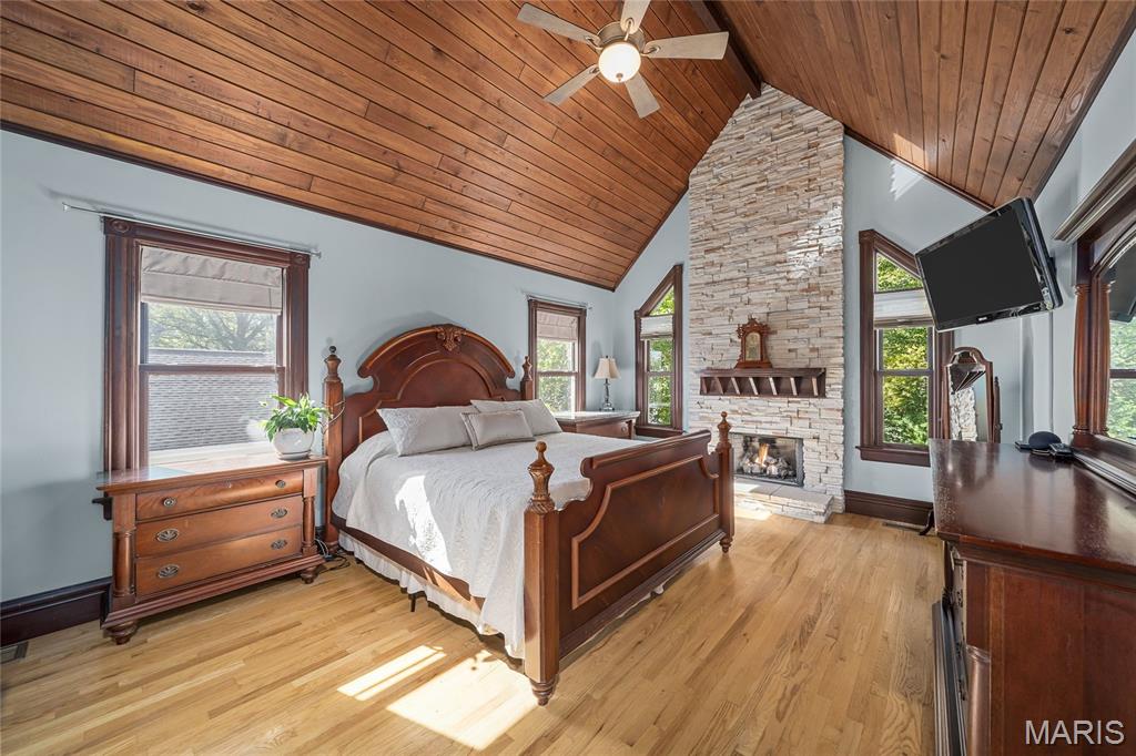 Kirkwood, Missouri, 63122, United States, 4 Bedrooms Bedrooms, ,4 BathroomsBathrooms,Residential,For Sale,1986224