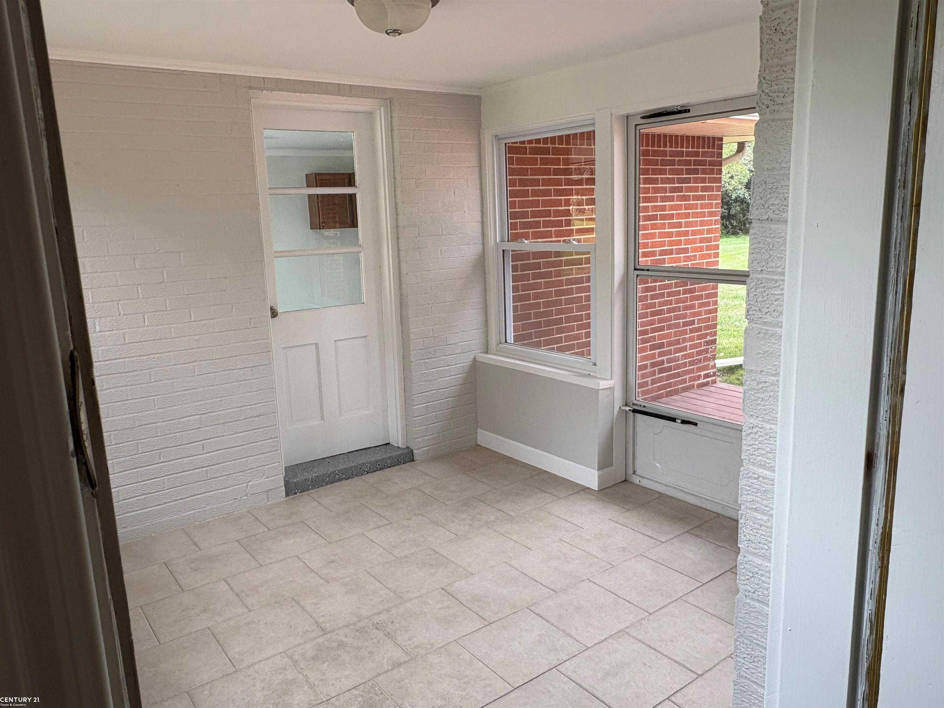 Rochester Hills, Michigan, 48307, United States, 3 Bedrooms Bedrooms, ,3 BathroomsBathrooms,Residential,For Sale,1909287
