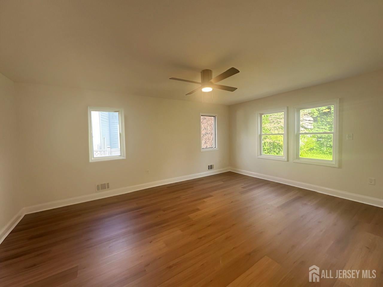 South Brunswick, New Jersey, 08810, United States, 4 Bedrooms Bedrooms, ,4 BathroomsBathrooms,Residential,For Sale,1978148