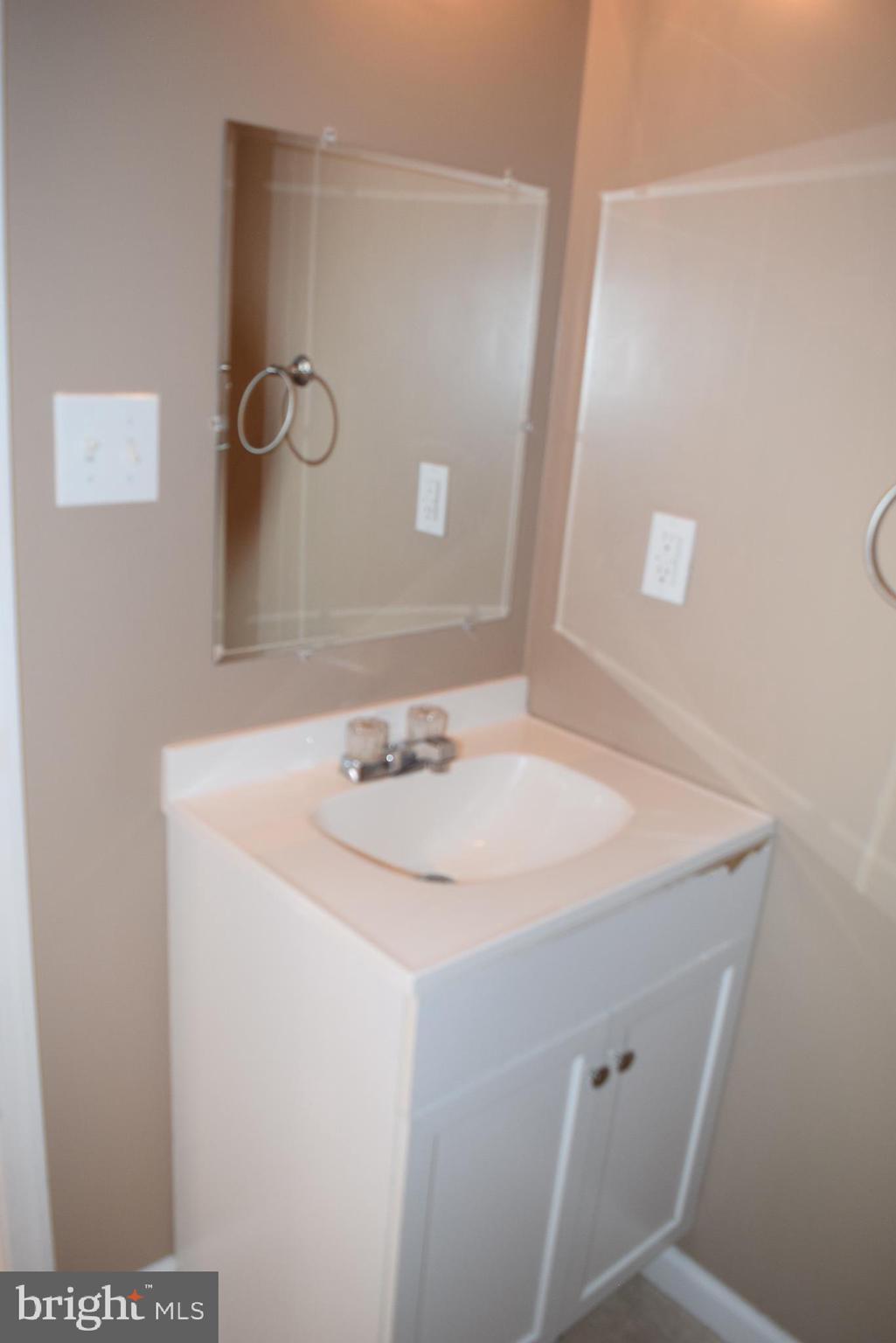 Winchester, Virginia, 22603, United States, 4 Bedrooms Bedrooms, ,4 BathroomsBathrooms,Residential,For Sale,1942583