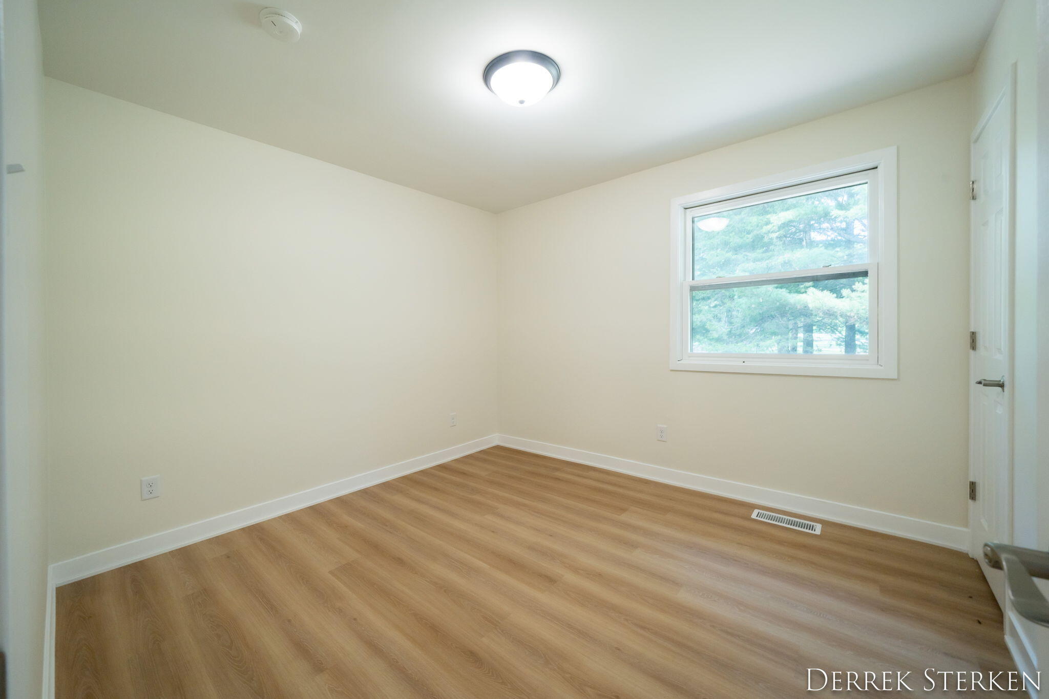 Saugatuck, Michigan, 49453, United States, 3 Bedrooms Bedrooms, ,2 BathroomsBathrooms,Residential,For Sale,1857746