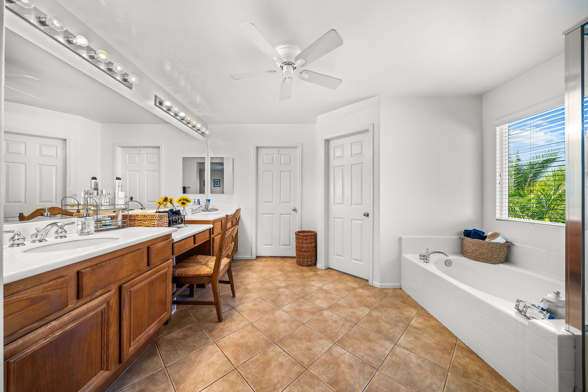  26136 Castle Lane, Murrieta, CA 92563 - 物件實景