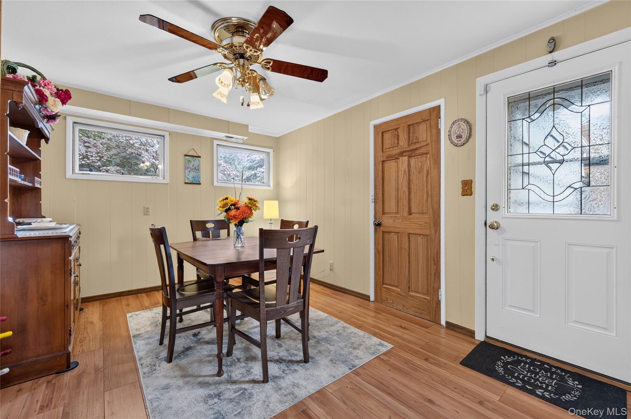  190 Oakwood Road, Huntington Station, NY, 11746 - 物件實景