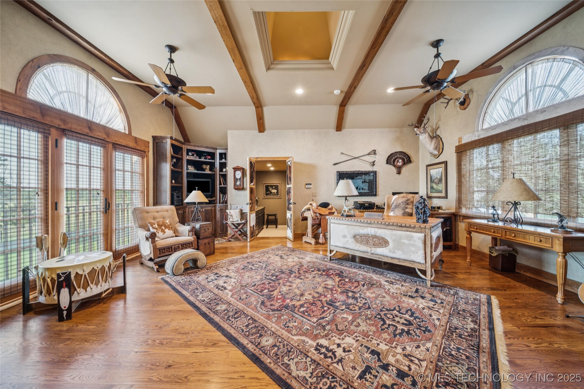 Mounds, Oklahoma, 74047, United States, 4 Bedrooms Bedrooms, ,6 BathroomsBathrooms,Residential,For Sale,1960960