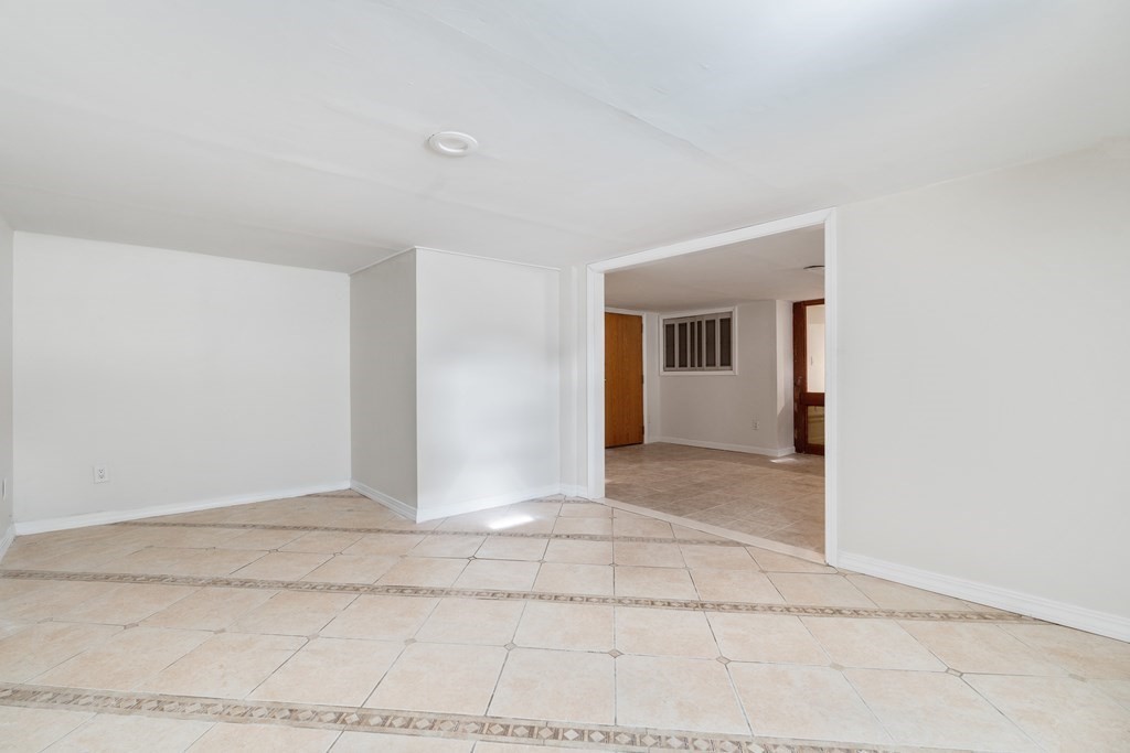Dedham, Massachusetts, 02136, United States, 3 Bedrooms Bedrooms, ,2 BathroomsBathrooms,Residential,For Sale,1927811