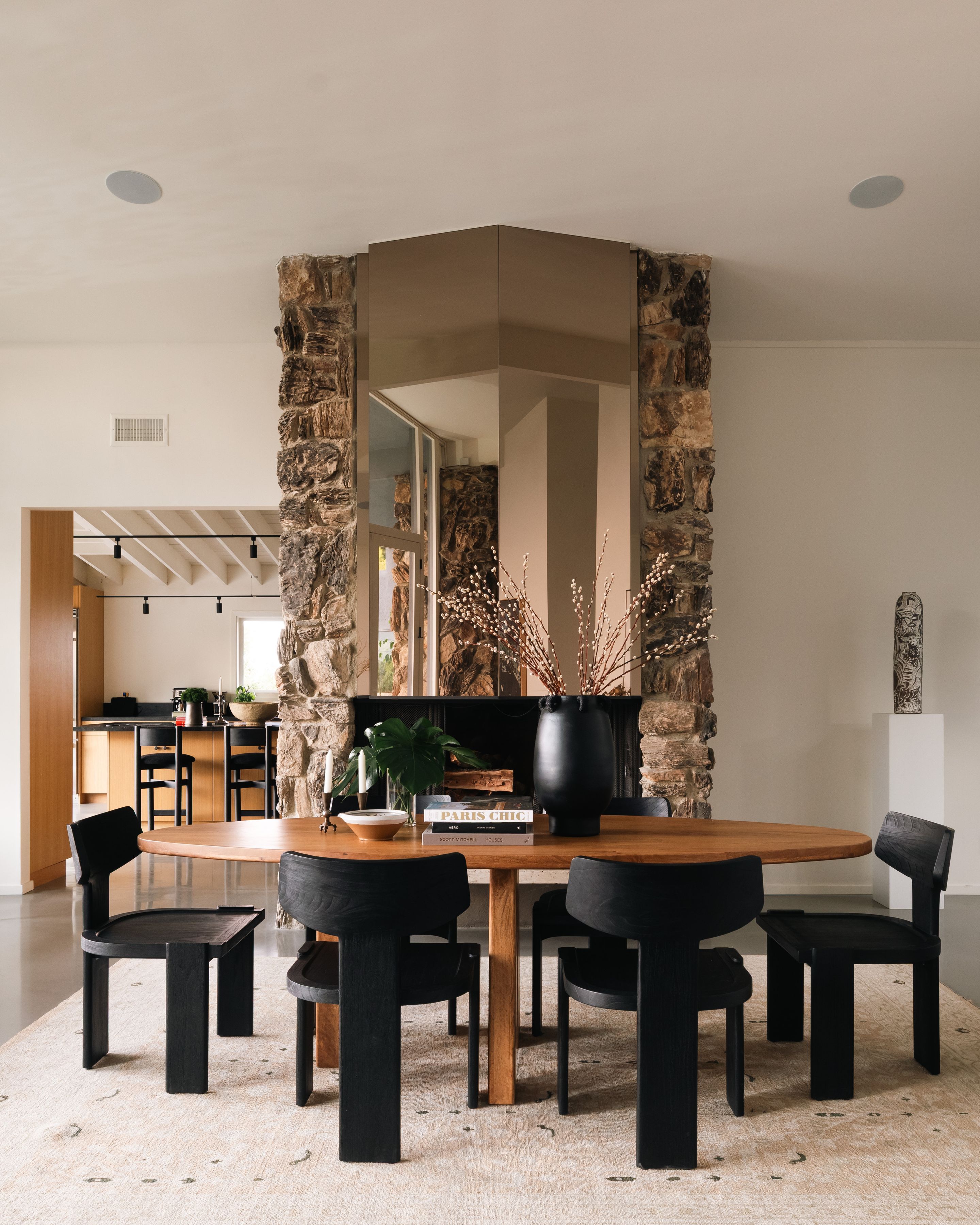  8559 Edwin Dr - 物件實景