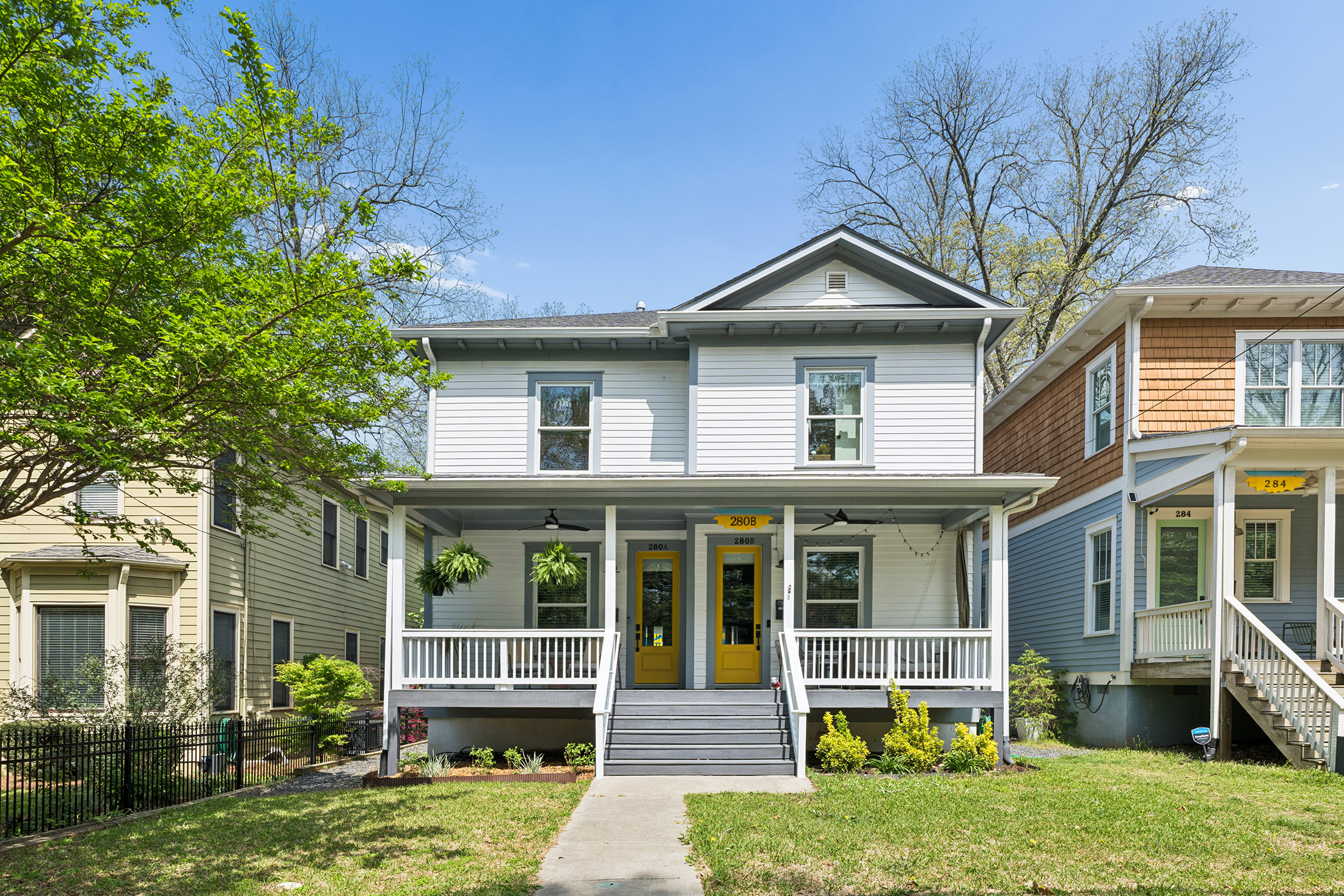  beautifully designed craftsman-style townhome near grant  park - 物件實景