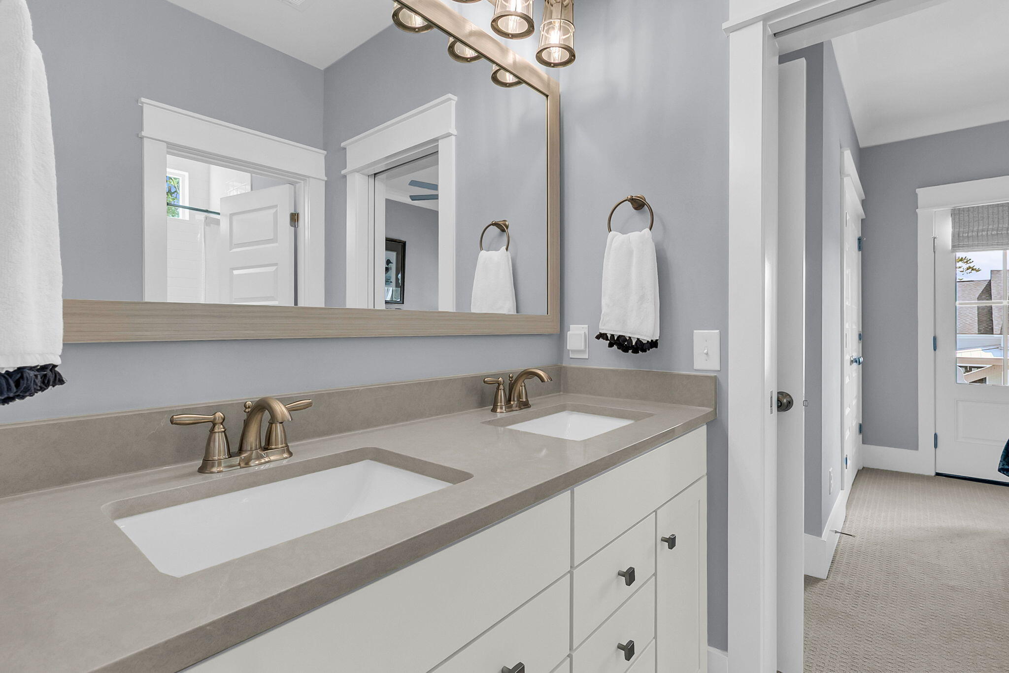 Charleston, South Carolina, 29492, United States, 4 Bedrooms Bedrooms, ,4 BathroomsBathrooms,Residential,For Sale,1979260