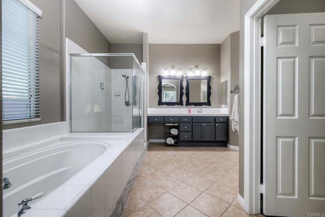 Escondido, California, 92027, United States, 4 Bedrooms Bedrooms, ,3 BathroomsBathrooms,Residential,For Sale,2006114