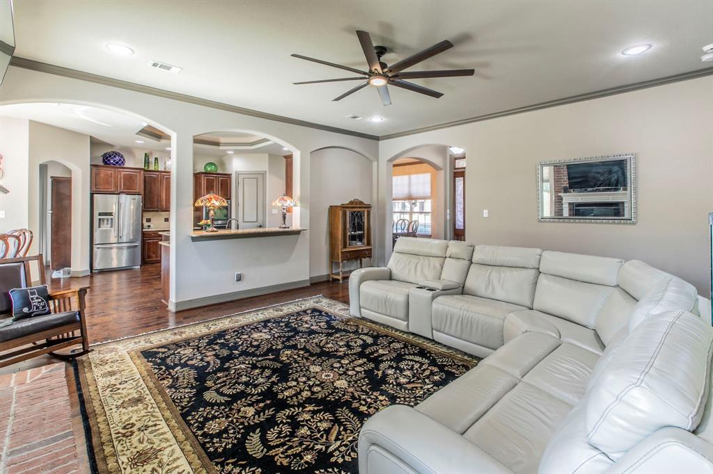 Midlothian, Texas, 76065, United States, 3 Bedrooms Bedrooms, ,4 BathroomsBathrooms,Residential,For Sale,2000311