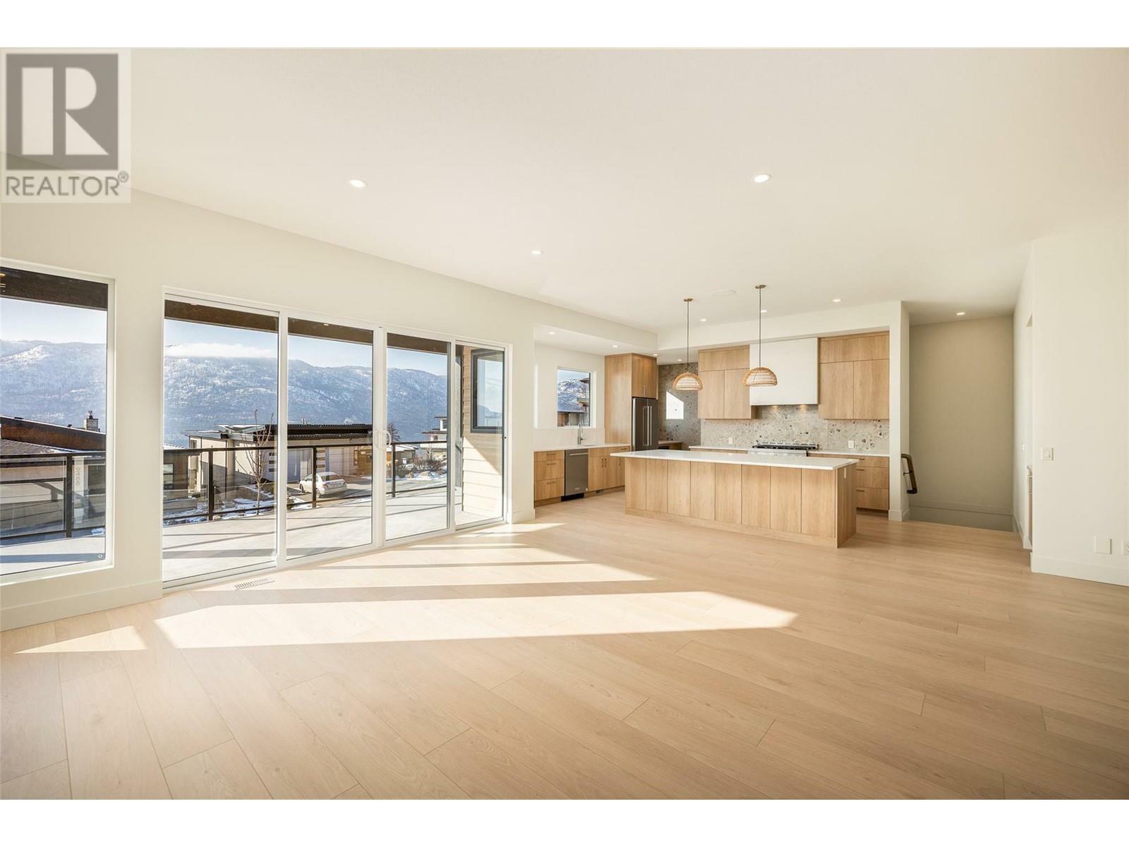 LAKE COUNTRY, British Columbia, V4V 0A4, CA, 3 Bedrooms Bedrooms, ,2 BathroomsBathrooms,Residential,For Sale,1837010