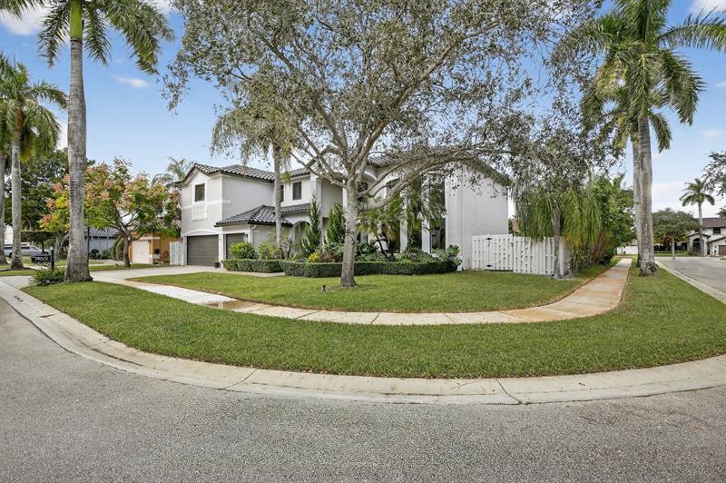 Miramar, Florida, 33027, United States, 5 Bedrooms Bedrooms, ,3 BathroomsBathrooms,Residential,For Sale,1987631