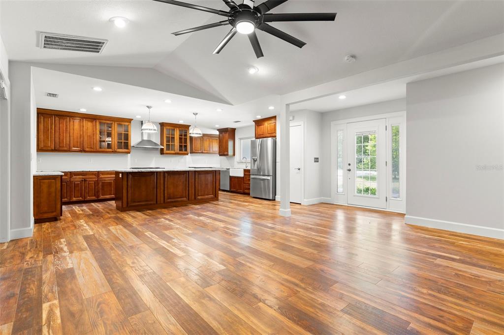 Brooksville, Florida, 34604, United States, 3 Bedrooms Bedrooms, ,3 BathroomsBathrooms,Residential,For Sale,1889711