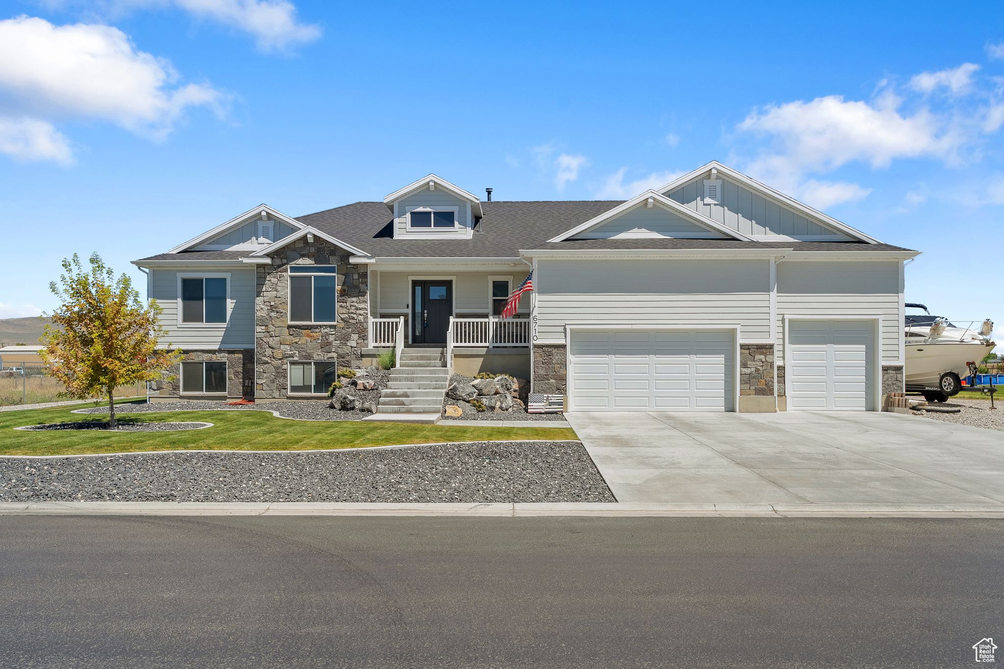 Tremonton, Utah, 84337, United States, 3 Bedrooms Bedrooms, ,2 BathroomsBathrooms,Residential,For Sale,1898786