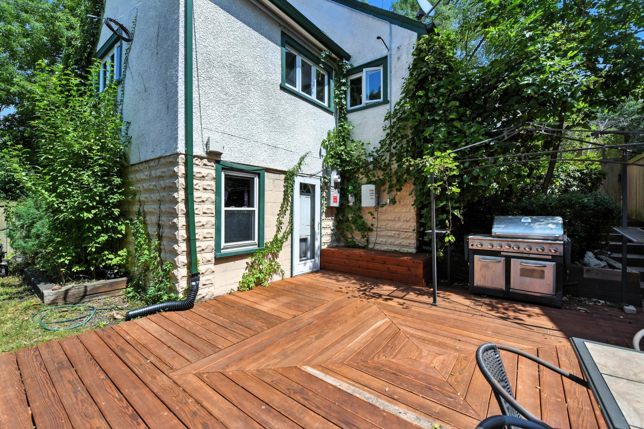 Minneapolis, Minnesota, 55405, United States, 4 Bedrooms Bedrooms, ,1 BathroomBathrooms,Residential,For Sale,1905898