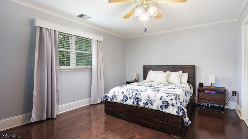 Westfield Town, New Jersey, 07090, United States, 4 Bedrooms Bedrooms, ,3 BathroomsBathrooms,Residential,For Sale,1941092