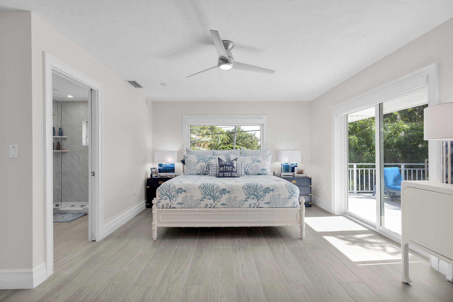 Duck, Florida, 33050, United States, 3 Bedrooms Bedrooms, ,3 BathroomsBathrooms,Residential,For Sale,1998435