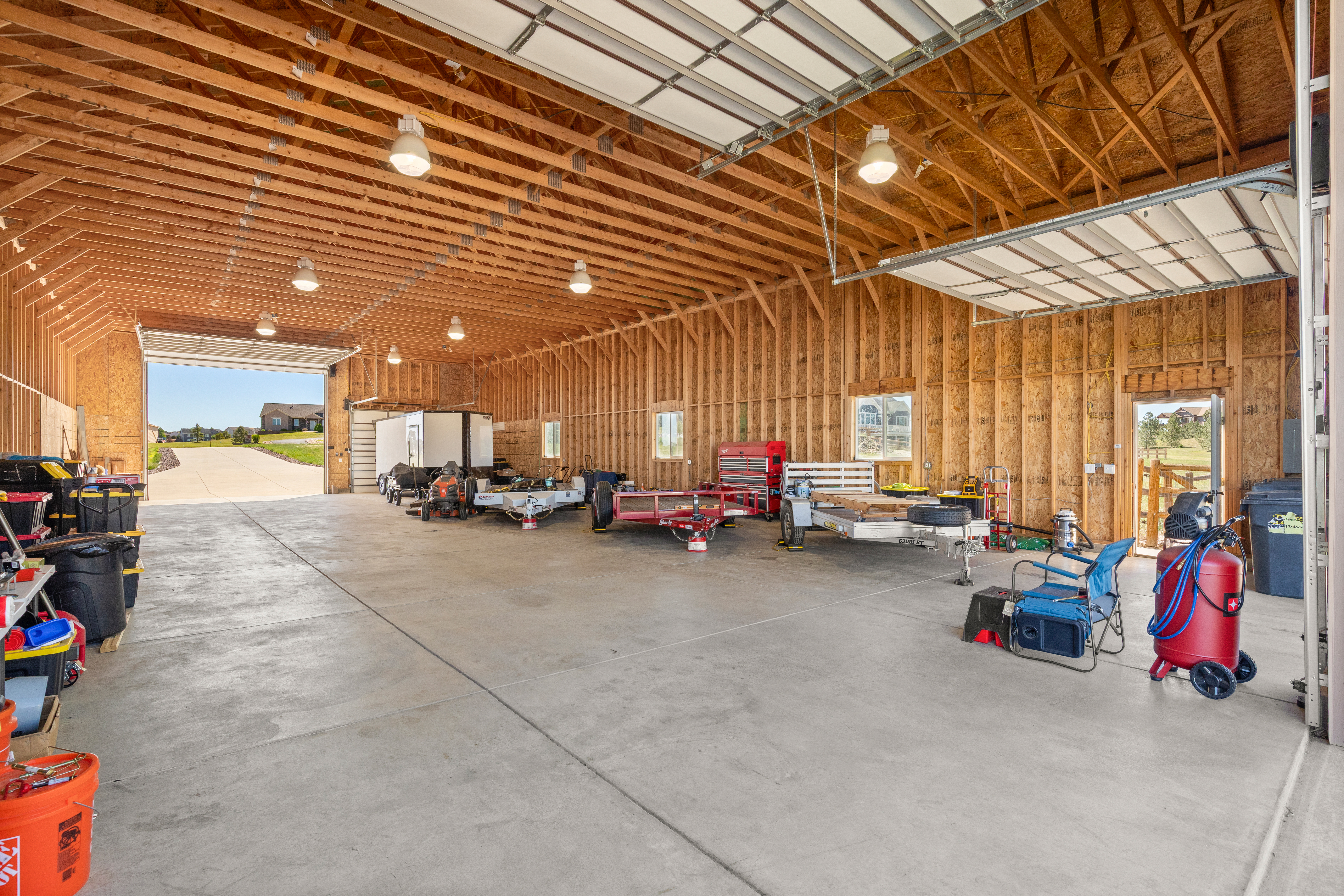  Set on 2.35 acres in Spring Valley Ranch - 物件實景