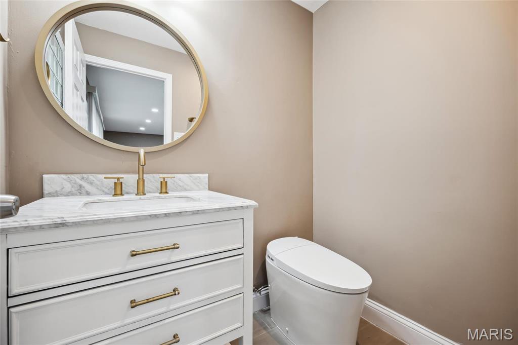15 Chamblee Lane, St Louis, Missouri, 63141, United States, 4 Bedrooms Bedrooms, ,3 BathroomsBathrooms,Residential,For Sale,15 Chamblee Lane,1659866