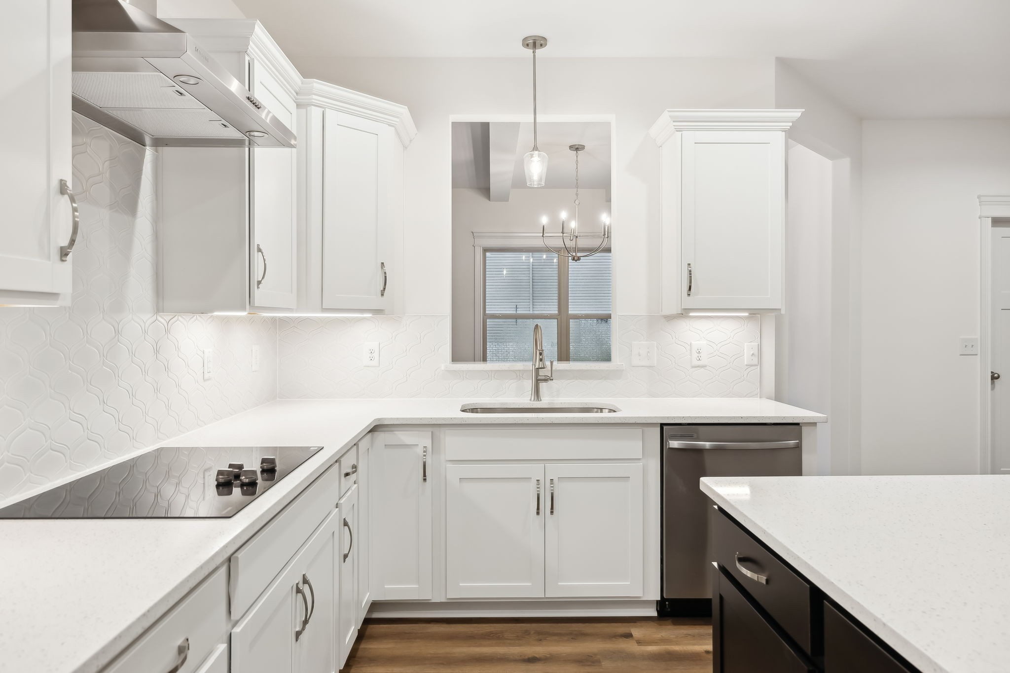 Clarksville, Tennessee, 37043, United States, 4 Bedrooms Bedrooms, ,4 BathroomsBathrooms,Residential,For Sale,2005810