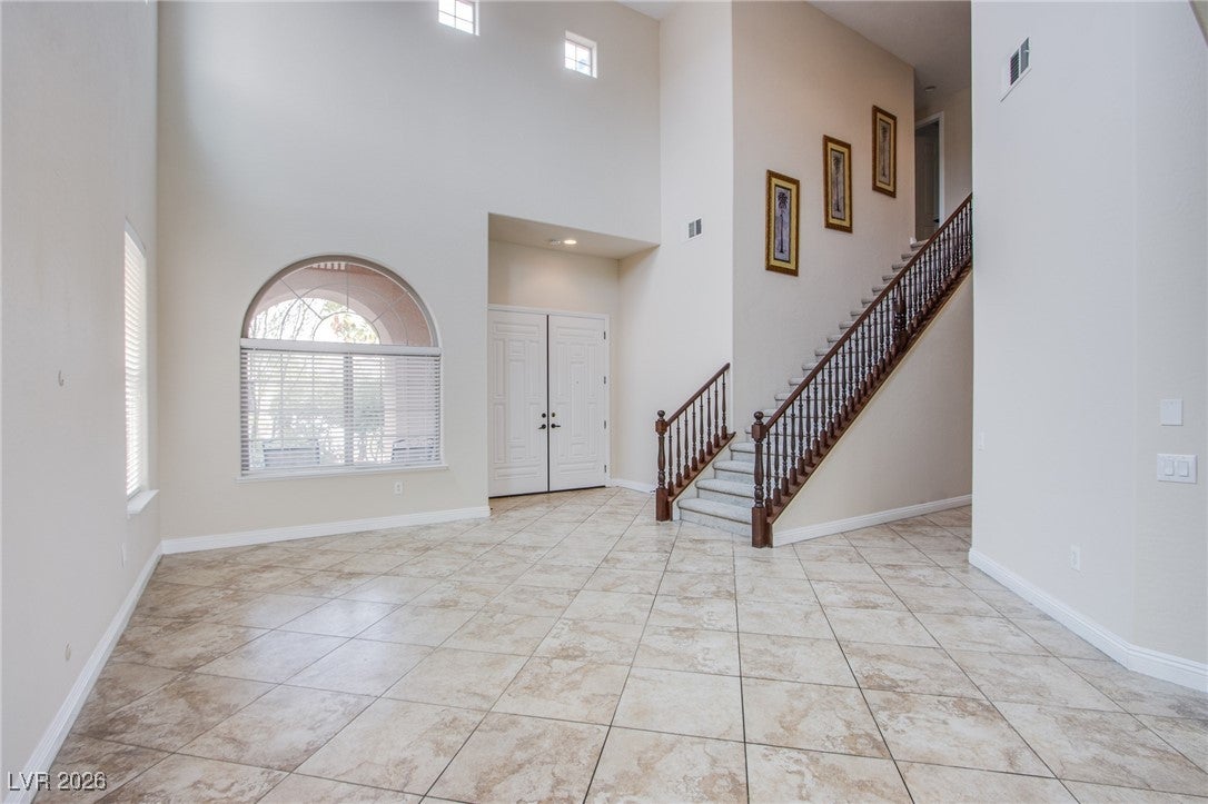 North Las Vegas, Nevada, 89084, United States, 5 Bedrooms Bedrooms, ,3 BathroomsBathrooms,Residential,For Sale,2009070