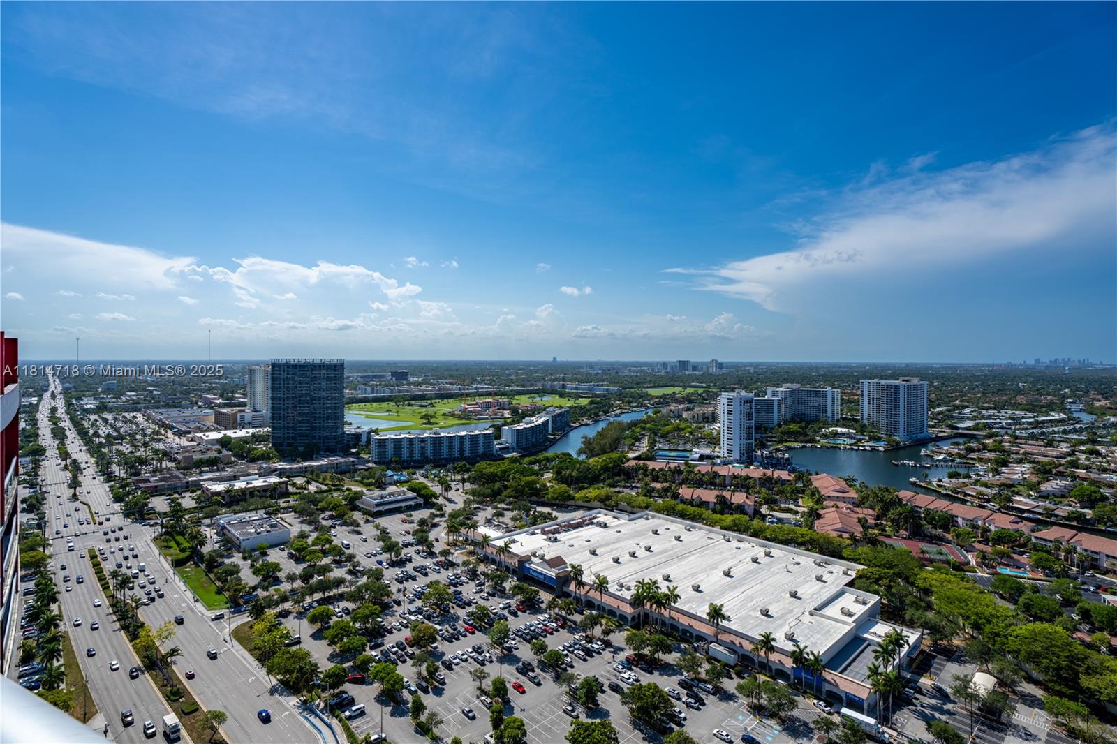 Hallandale Beach, Florida, 33009, United States, 2 Bedrooms Bedrooms, ,2 BathroomsBathrooms,Residential,For Sale,1840698
