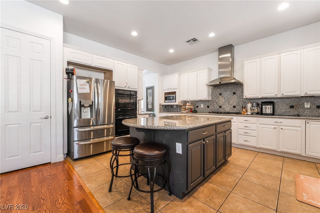 Henderson, Nevada, 89044, United States, 4 Bedrooms Bedrooms, ,4 BathroomsBathrooms,Residential,For Sale,2009744