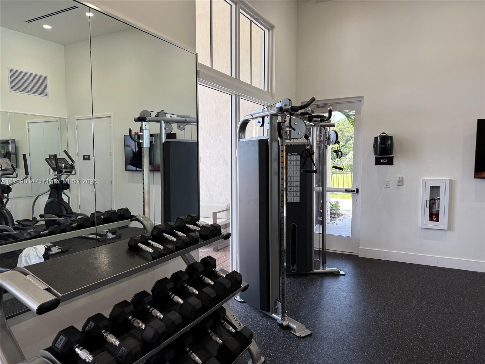 Miami, Florida, 33167, United States, 3 Bedrooms Bedrooms, ,3 BathroomsBathrooms,Residential,For Sale,1805021