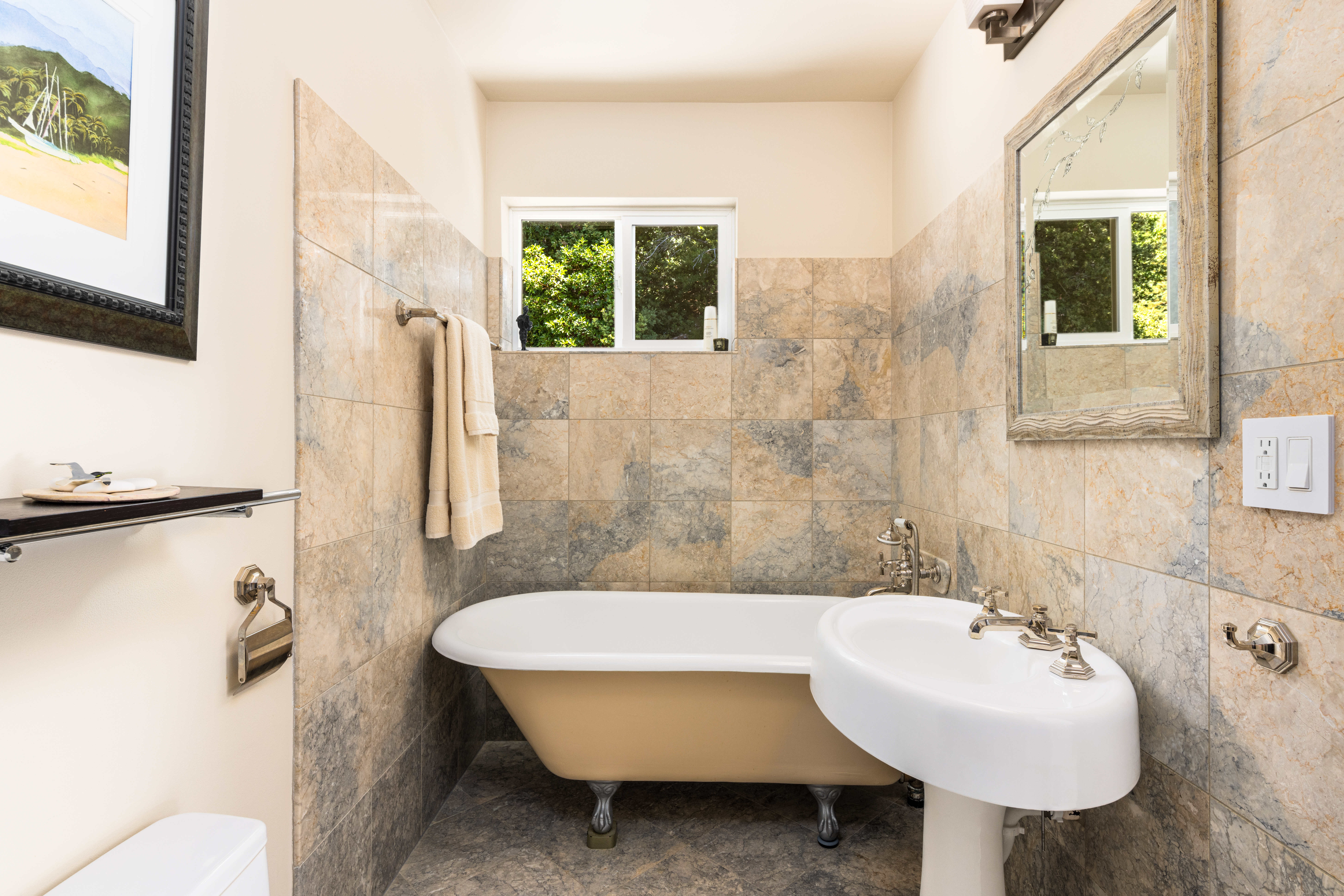  16149 Fern Way, Guerneville, CA 95446 - 物件實景