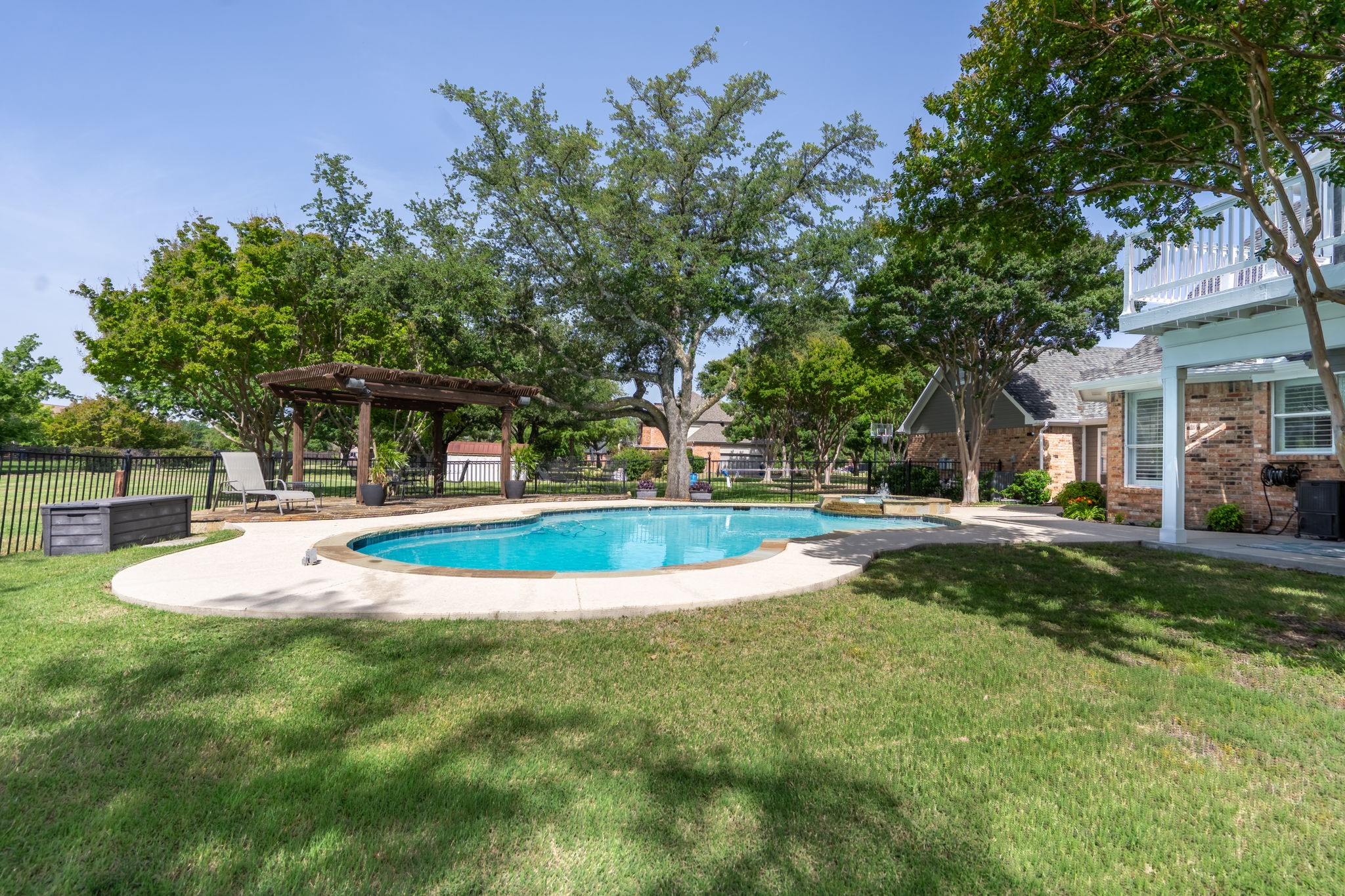 Heath, Texas, 75032, United States, 4 Bedrooms Bedrooms, ,3 BathroomsBathrooms,Residential,For Sale,1817518