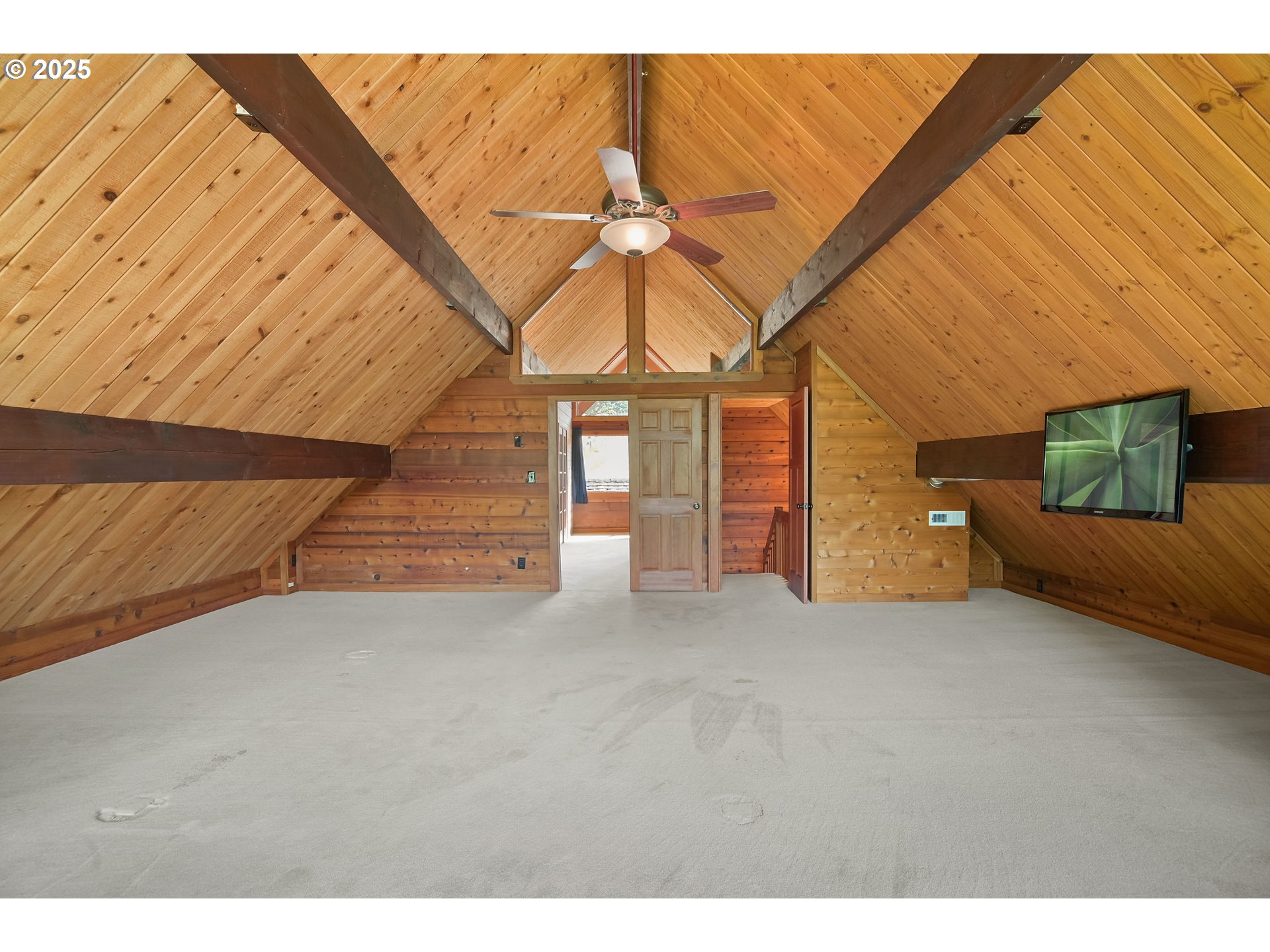 Kalama, Washington, 98625, United States, 3 Bedrooms Bedrooms, ,2 BathroomsBathrooms,Residential,For Sale,1988010