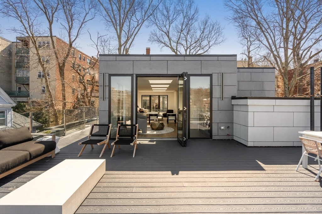 Brookline, Massachusetts, 02445, United States, 4 Bedrooms Bedrooms, ,4 BathroomsBathrooms,Residential,For Sale,1934696