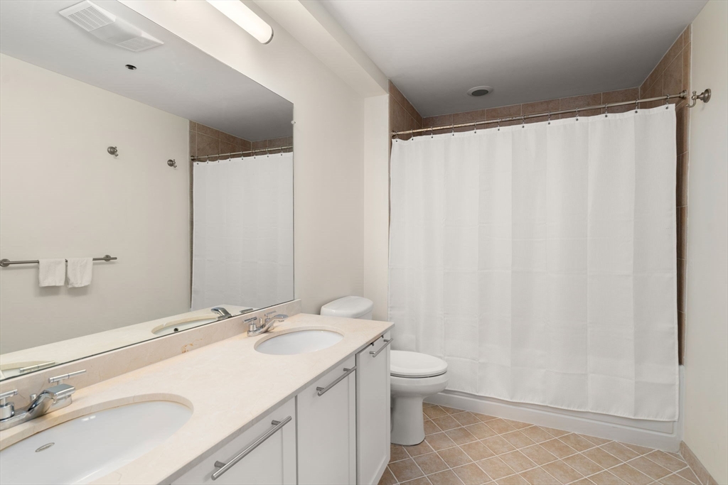 Boston, Massachusetts, 02135, United States, 3 Bedrooms Bedrooms, ,2 BathroomsBathrooms,Residential,For Sale,1827699