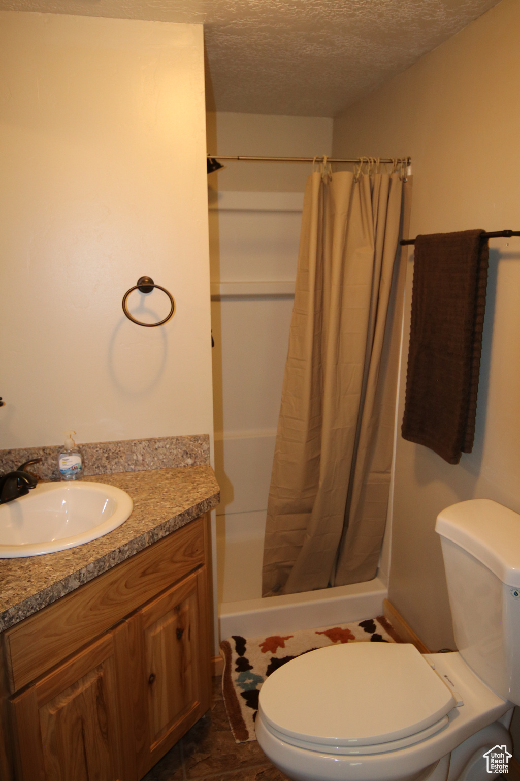 Garden City, Utah, 84028, United States, 5 Bedrooms Bedrooms, ,3 BathroomsBathrooms,Residential,For Sale,1921856