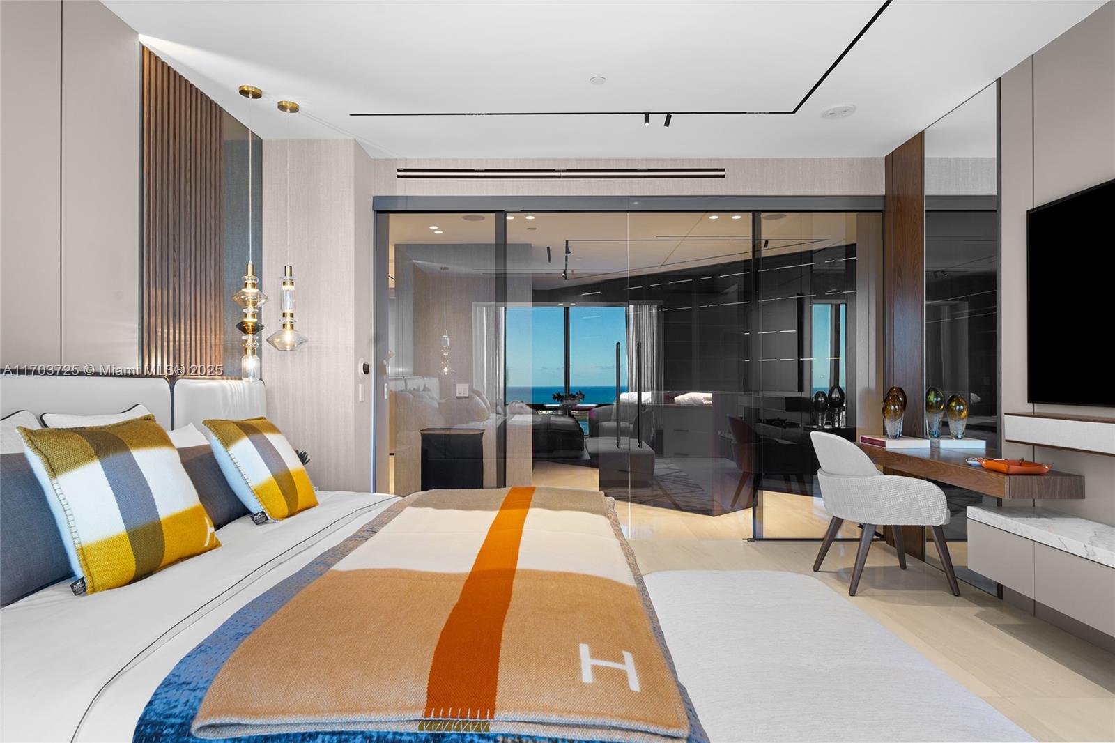 1425 Brickell Ave Unit 66D-66E, Miami, Florida, 33131, United States, 4 Bedrooms Bedrooms, ,5 BathroomsBathrooms,Residential,For Sale,1425 Brickell Ave Unit 66D-66E,1682437