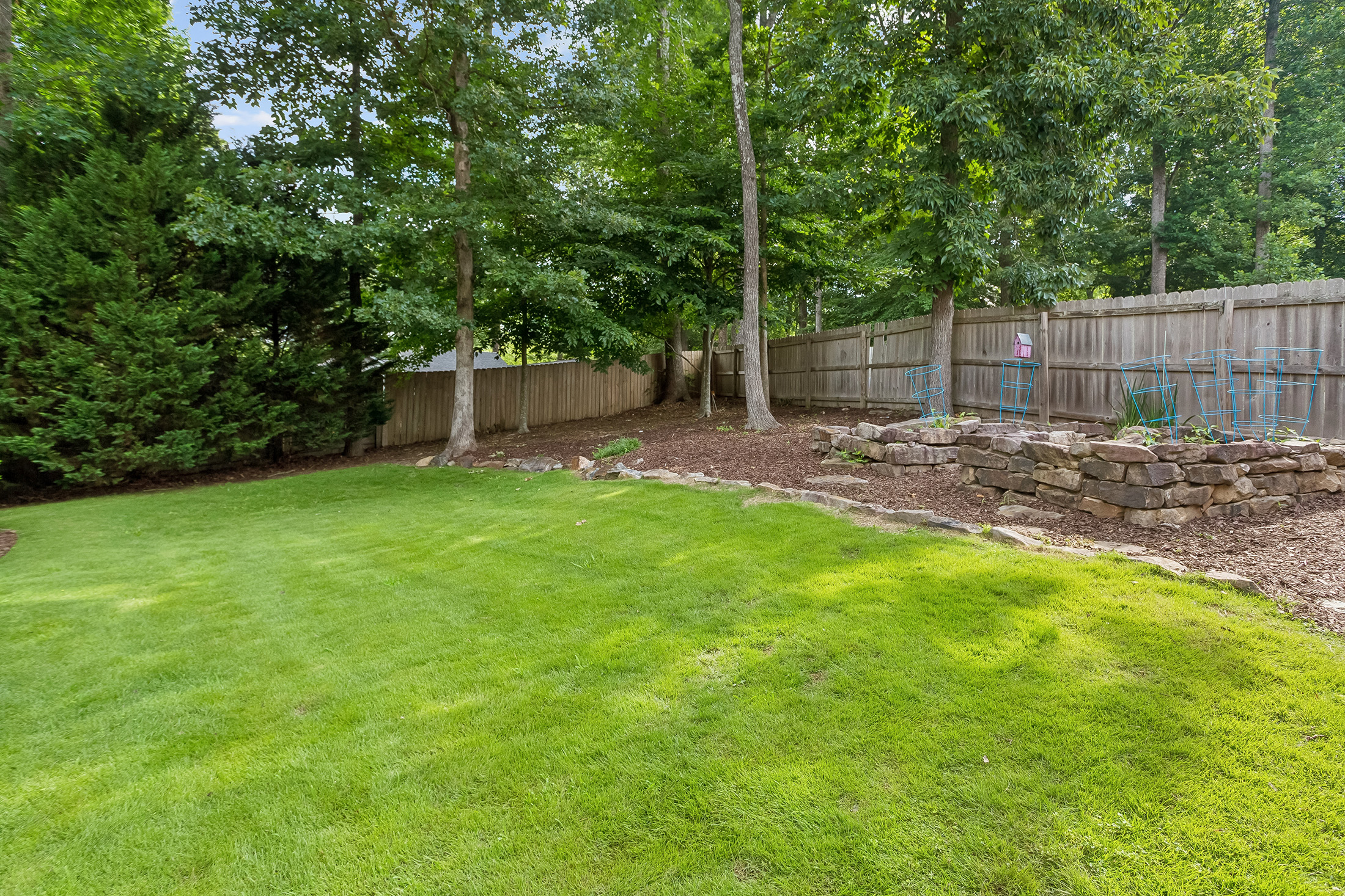  Beautifully Updated Four Bedroom Home in an Active Swim/Tennis Community - 物件實景