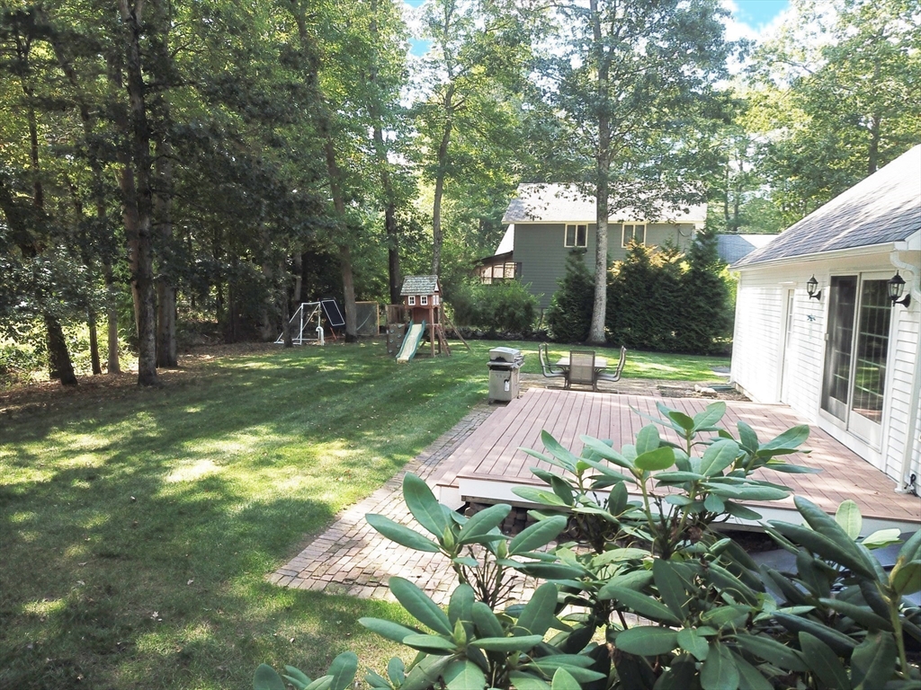 North Reading, Massachusetts, 01864, United States, 4 Bedrooms Bedrooms, ,3 BathroomsBathrooms,Residential,For Sale,1980722