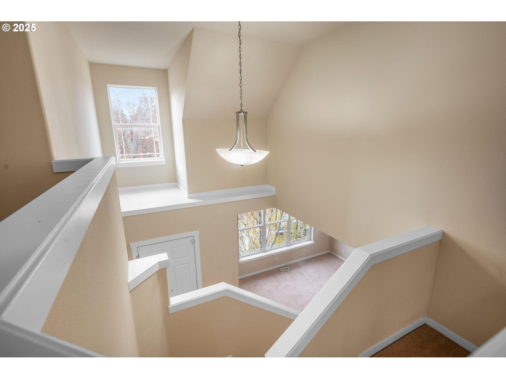 Portland, Oregon, 97225, United States, 3 Bedrooms Bedrooms, ,2 BathroomsBathrooms,Residential,For Sale,1995924