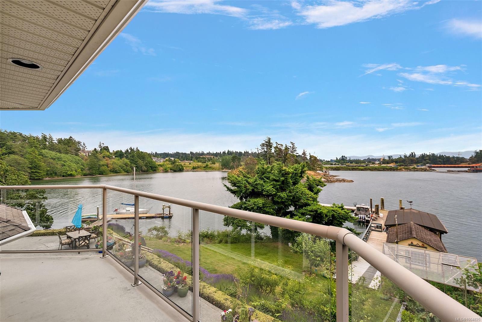 VIEW ROYAL, British Columbia, V9B 1A6, CA, 3 Bedrooms Bedrooms, ,Residential,For Sale,1883645