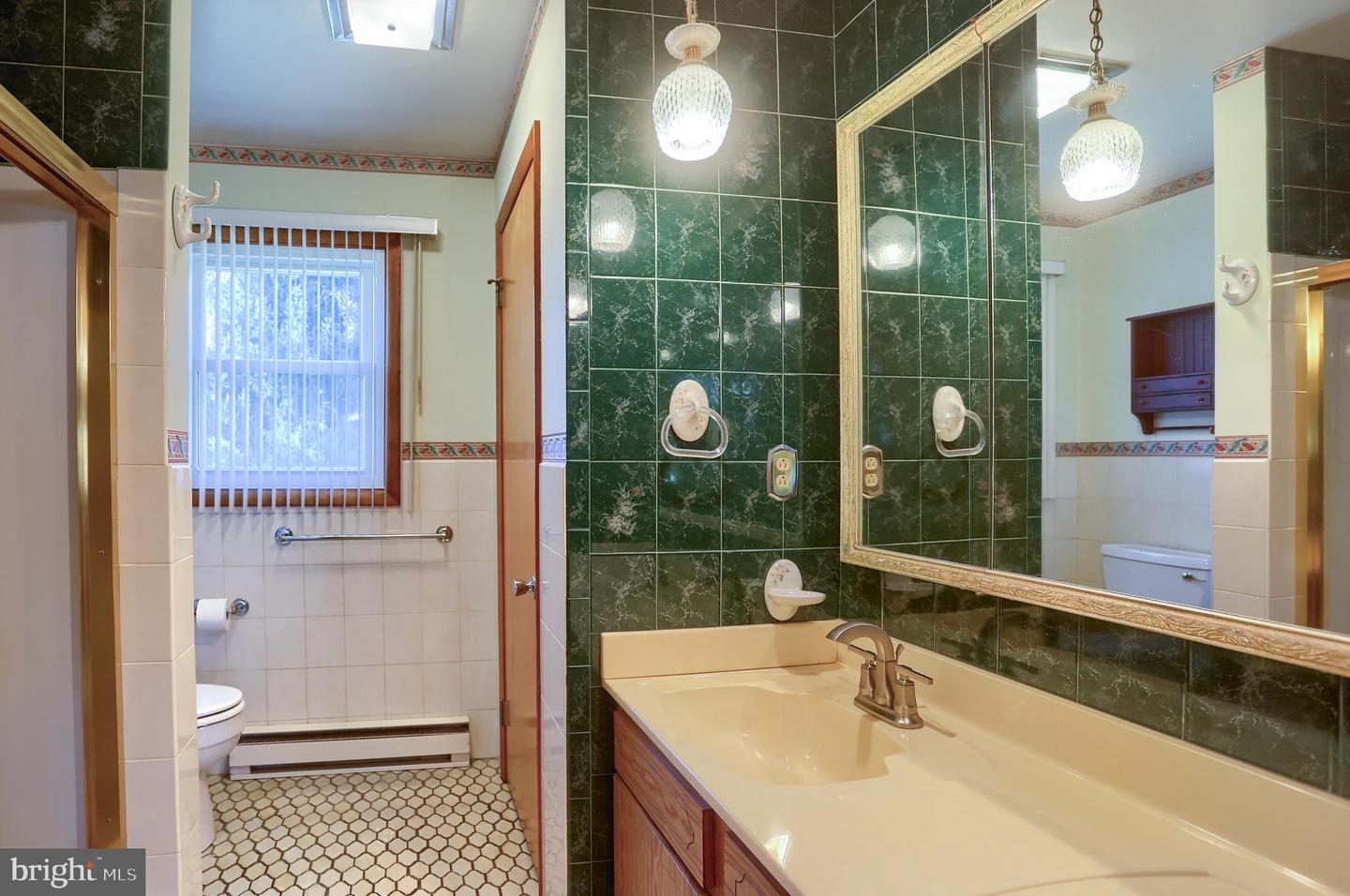 Finksburg, Maryland, 21048, United States, 3 Bedrooms Bedrooms, ,3 BathroomsBathrooms,Residential,For Sale,1891876