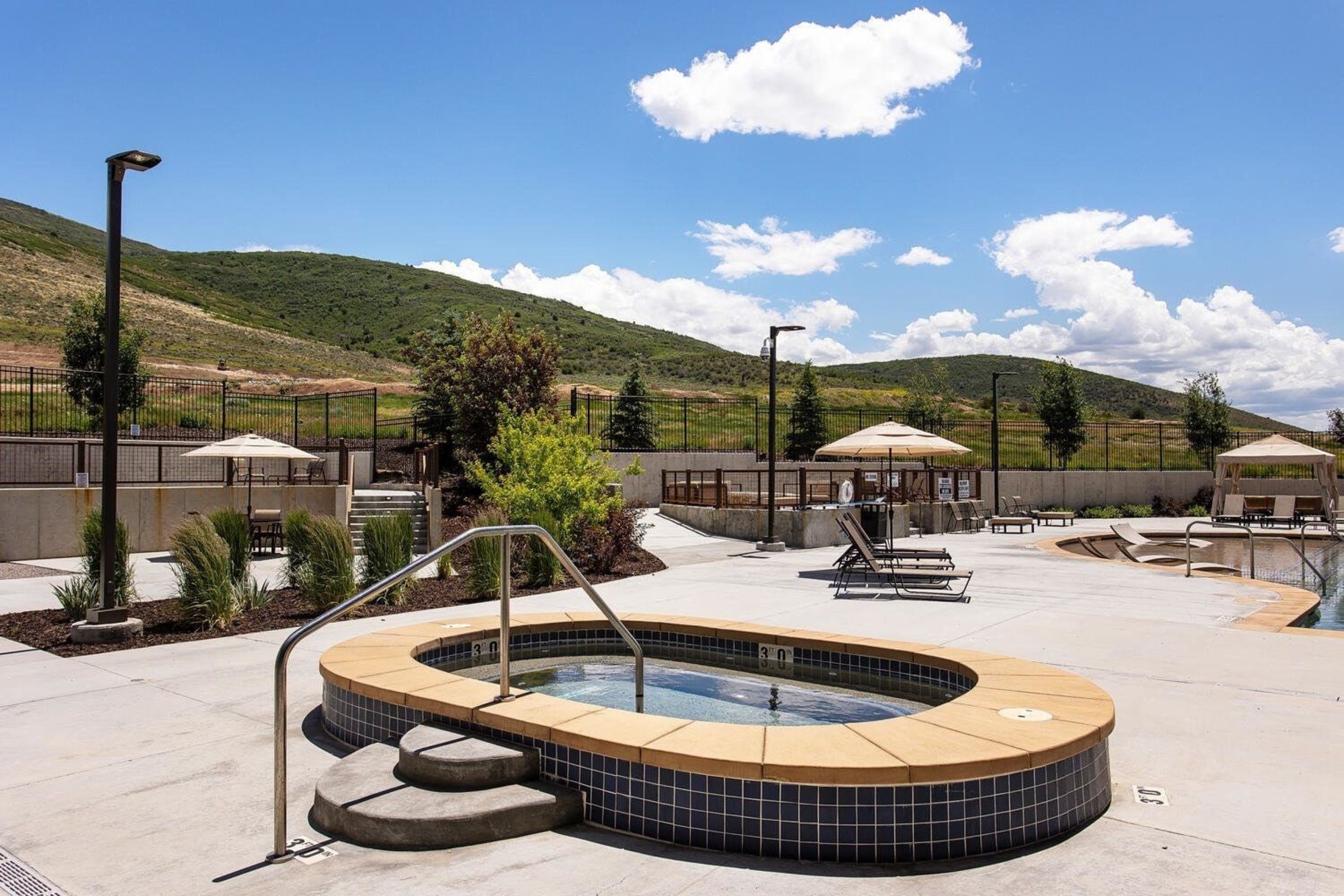  Summit Rambler At High Star Ranch With 3 Car Garage And Expansive Views - 物件實景