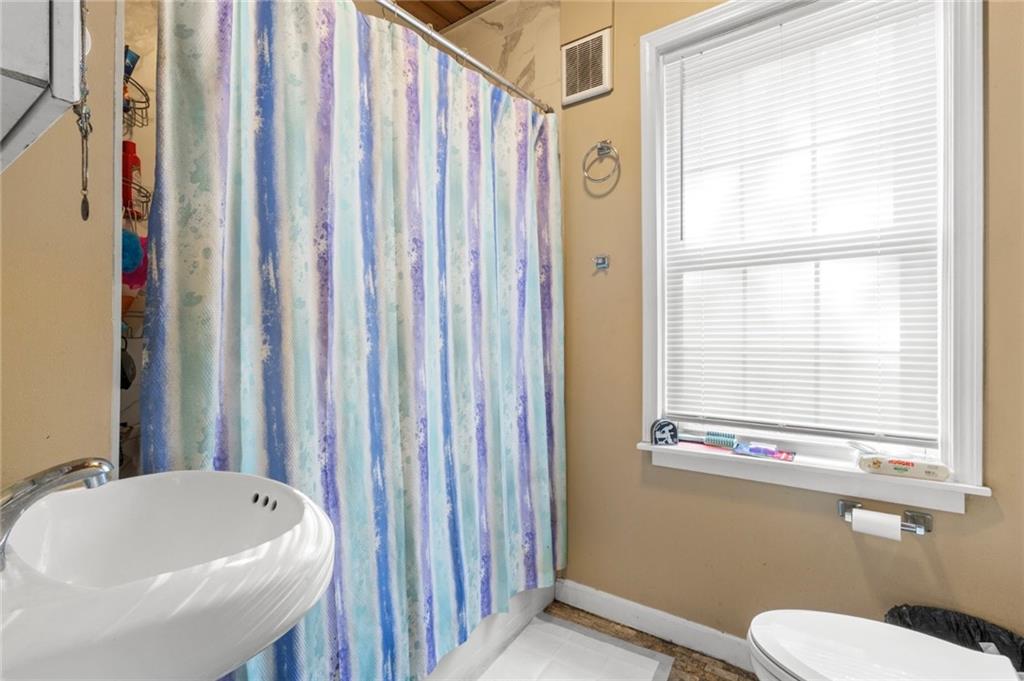 Cranston, Rhode Island, 02920, United States, 4 Bedrooms Bedrooms, ,2 BathroomsBathrooms,Residential,For Sale,2006438