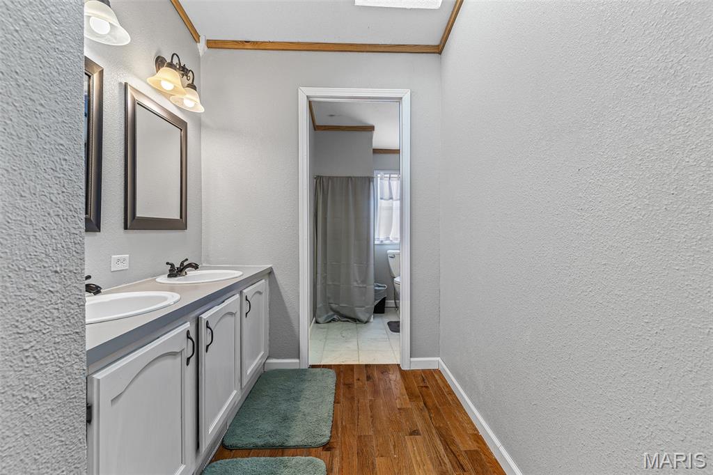 Park Hills, Missouri, 63601, United States, 3 Bedrooms Bedrooms, ,2 BathroomsBathrooms,Residential,For Sale,1967029