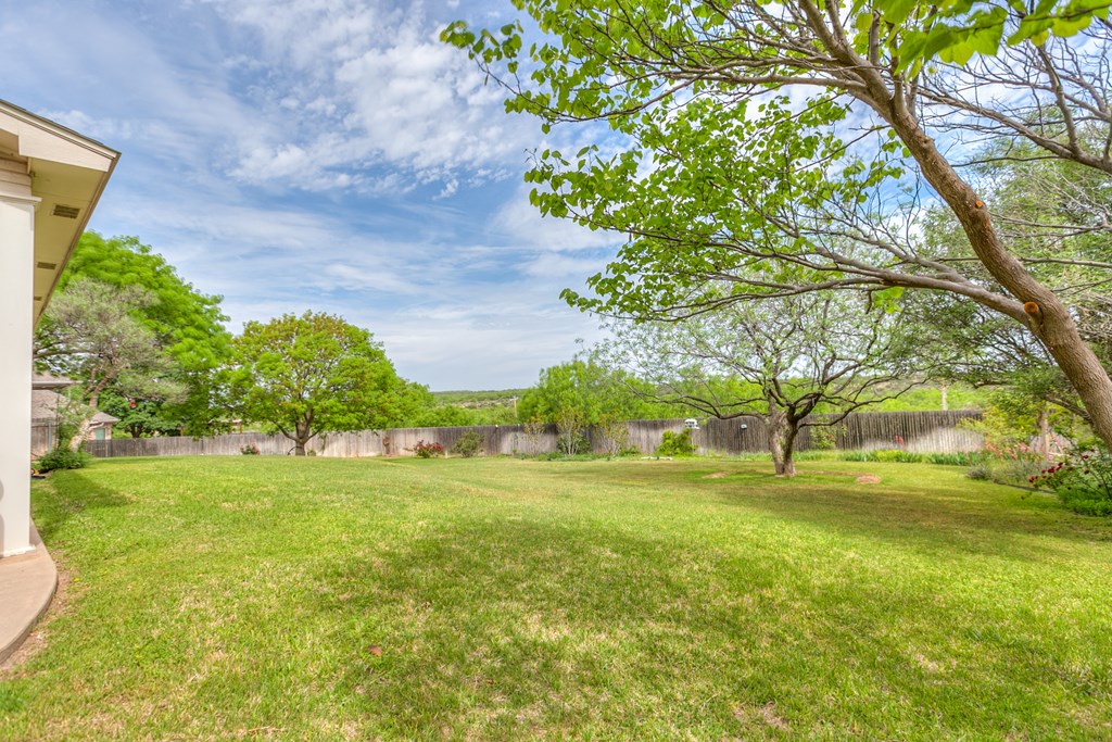 San Angelo, Texas, 76901, United States, 3 Bedrooms Bedrooms, ,3 BathroomsBathrooms,Residential,For Sale,1856673