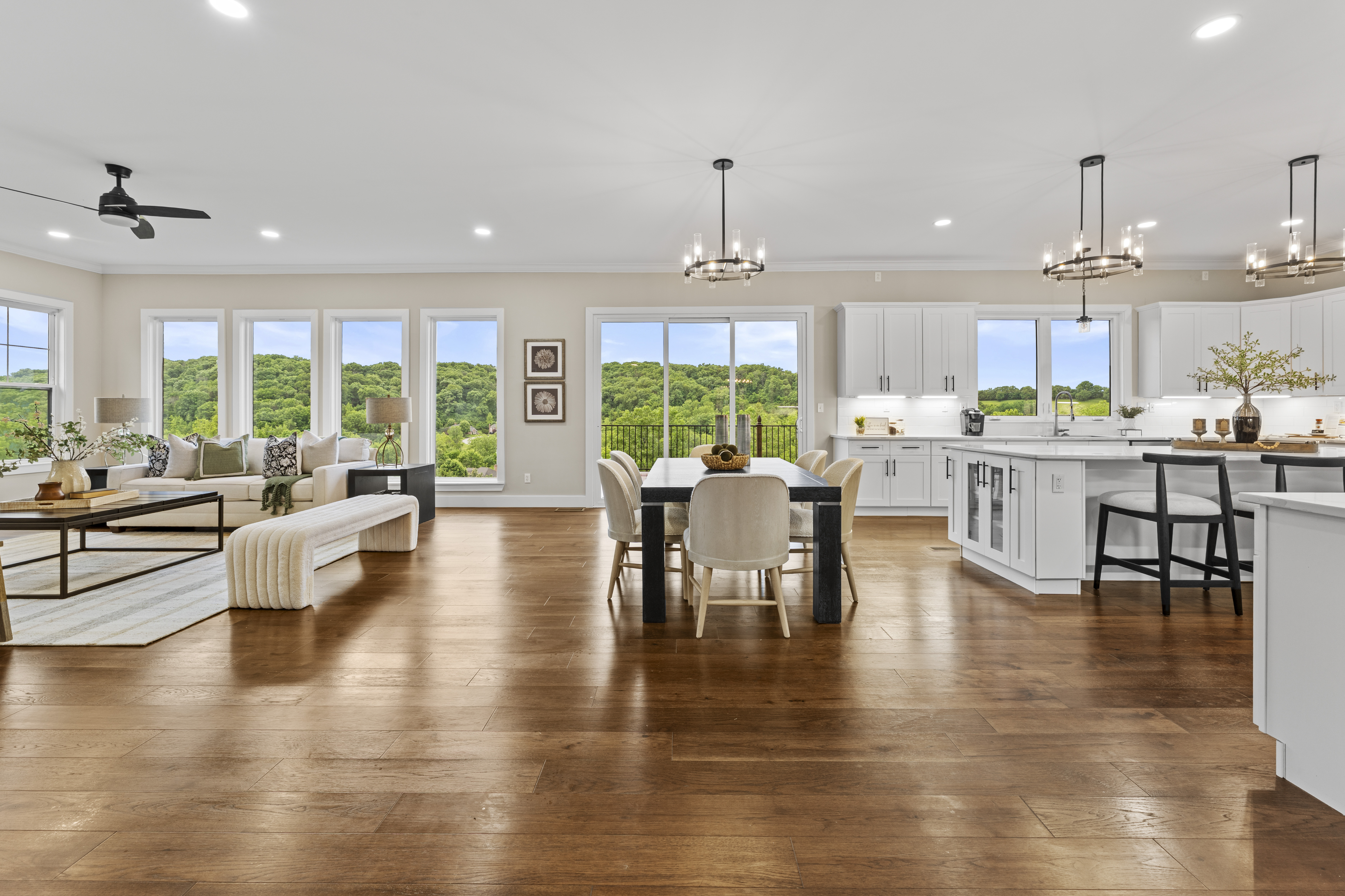  Completed New Construction Ranch in Saint Albans Vineyards - 物件實景