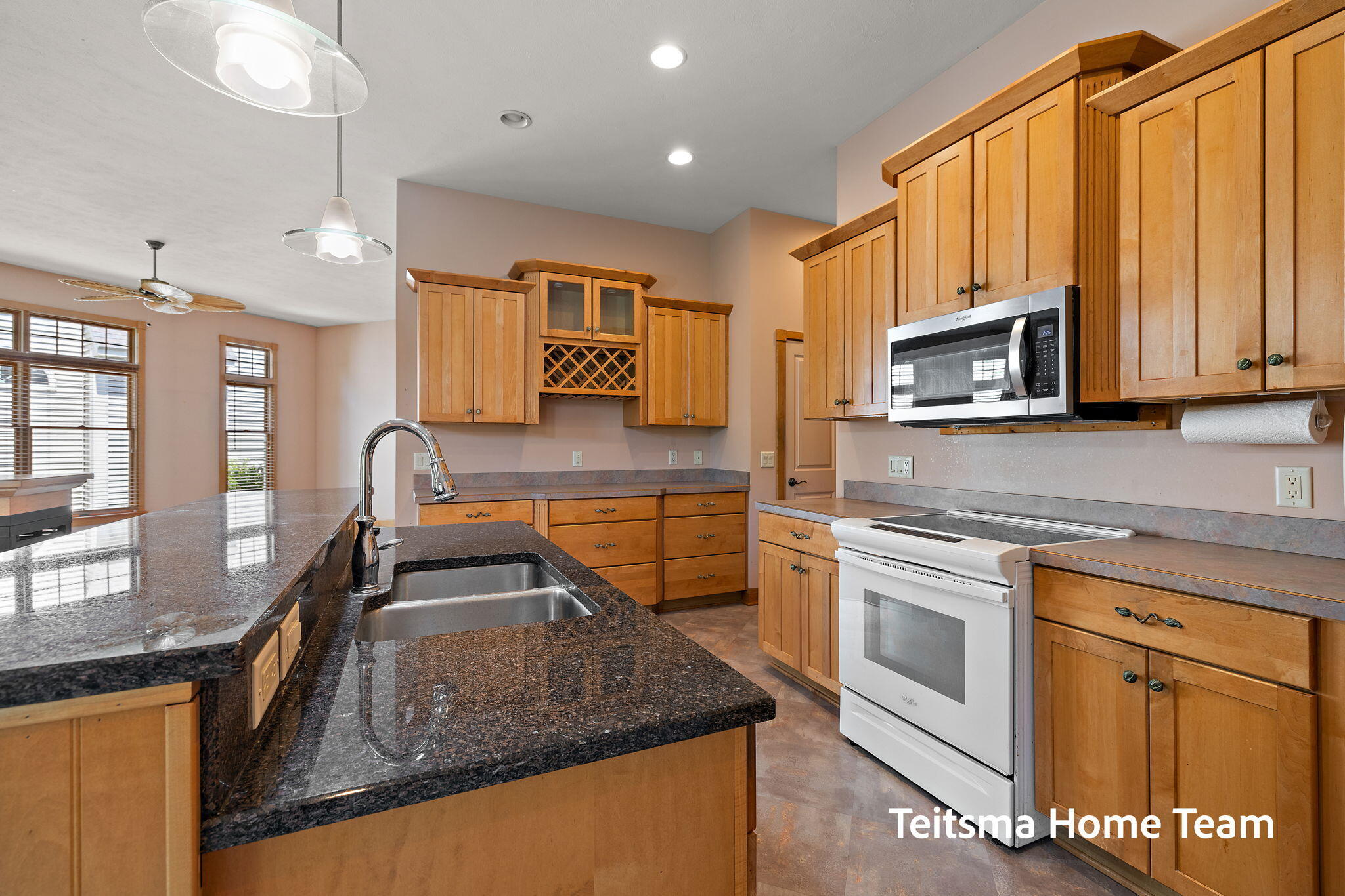 Spring Lake, Michigan, 49456, United States, 2 Bedrooms Bedrooms, ,3 BathroomsBathrooms,Residential,For Sale,1901119